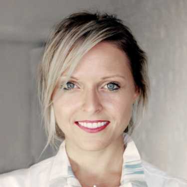 Dr. Anita Puppe